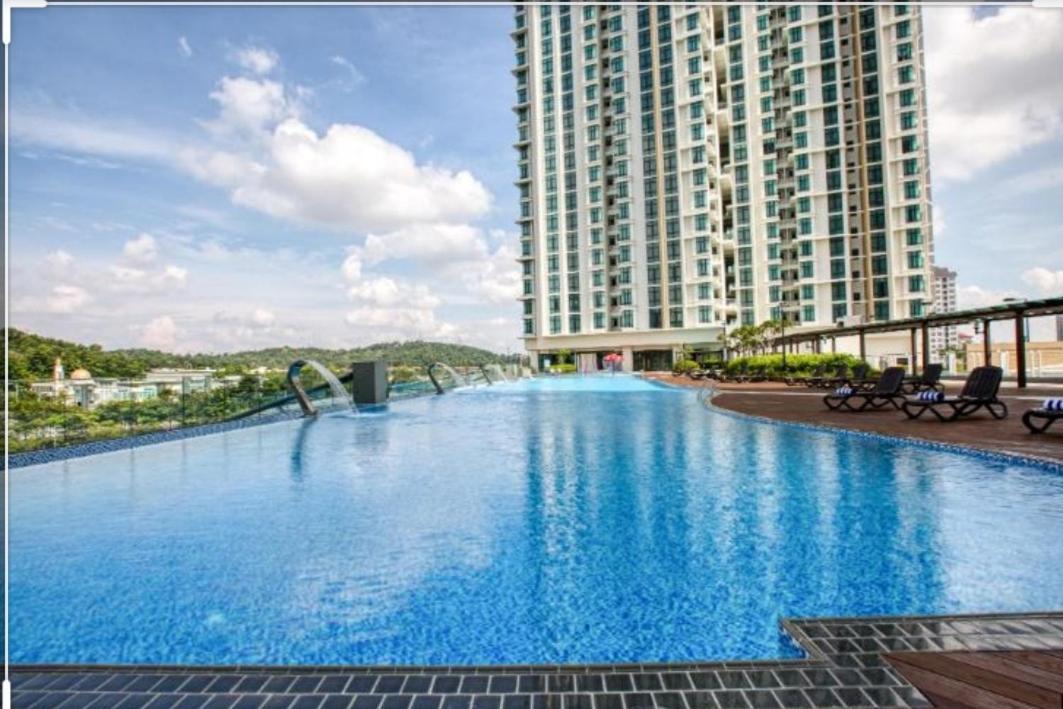 Shaftsbury Putrajaya At Alamanda Mall公寓 外观 照片